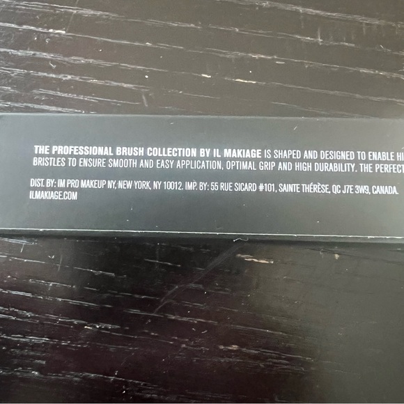 IL MAKIAGE concealer blending brush # 140 NEW - Picture 3 of 7